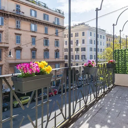 Apartman Vatican With Balcony Róma