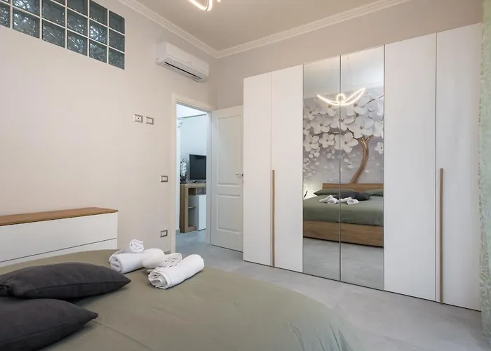 Vatican With Balcony