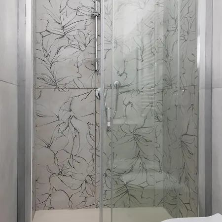 Vatican With Balcony شقة