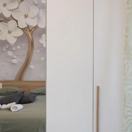 Vatican With Balcony شقة