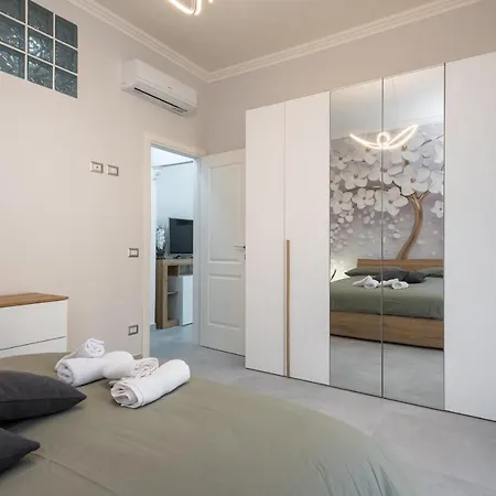 Vatican With Balcony